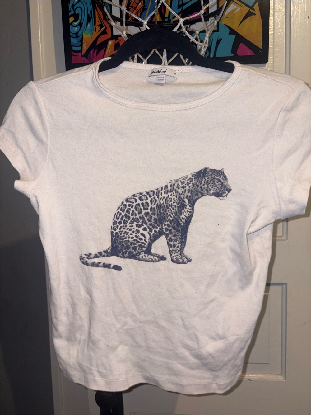 Unbranded White Crop Top with Navy Leopard Graphic